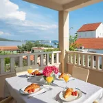 شقة Bella Vista -one Bedroom With Terrace And Sea View A2 سيفيد